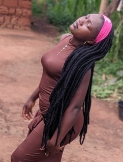 Lidy's profile, a single 23-year-old a woman in Bafoussam II