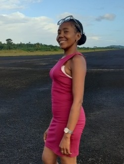 Arnaudine's profile, a single 36-year-old a woman in Antalaha