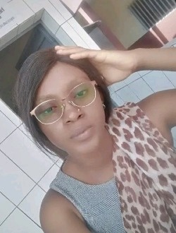 Regine's profile, a single 32-year-old a woman in Douala
