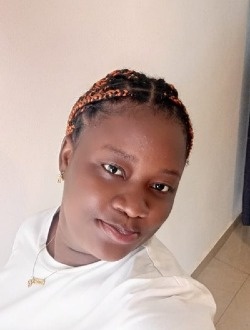 Kasandra's profile, a single 27-year-old a woman in Yaoundé