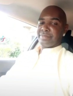 Nicolas's profile, a single 45-year-old a man in Yaoundé