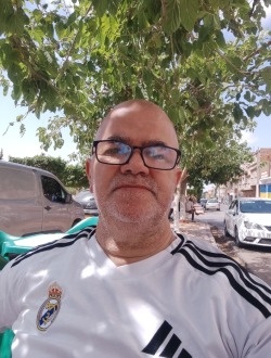 Reda's profile, a single 59-year-old a man in Oran