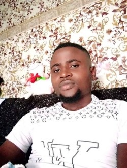 Nzema's profile, a single 30-year-old a man in Douala