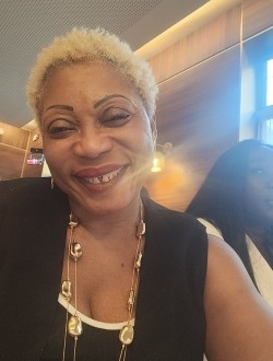 Sylvie's profile, a single 53-year-old a woman in Paris