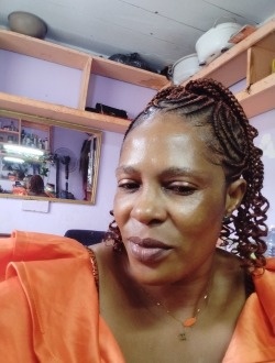 Flora's profile, a single 44-year-old a woman in Ngaoundéré