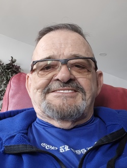 Luc's profile, a single 76-year-old a man in Trois-Rivières