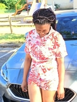 Kely's profile, a single 36-year-old a woman in Mâcon