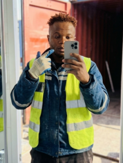 profile picture 0