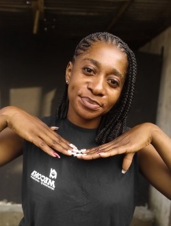 Prisca's profile, a single 27-year-old a woman in Yaoundé