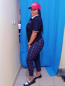 Annabella's profile, a single 34-year-old a woman in Yaoundé