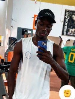 Valentin's profile, a single 23-year-old a man in Lomé