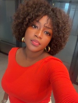 Patricia's profile, a single 33-year-old a woman in Douala