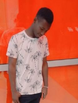 Yves Roland's profile, a single 28-year-old a man in Abidjan