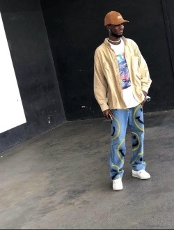Fernando's profile, a single 24-year-old a man in Yaoundé