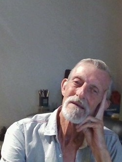 Yves's profile, a single 63-year-old a man in Matane