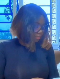France's profile, a single 40-year-old a woman in Douala