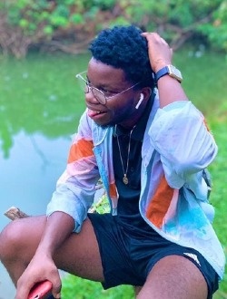 Taylor'S's profile, a single 26-year-old a man in Bassa