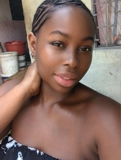 Grâce's profile, a single 24-year-old a woman in Douala