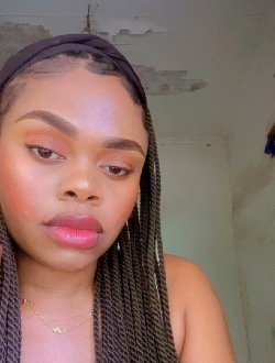 Bénie's profile, a single 32-year-old a woman in Kindele