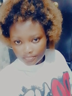 Marie's profile, a single 24-year-old a woman in Aban