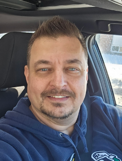 Martin's profile, a single 42-year-old a man in Terrebonne