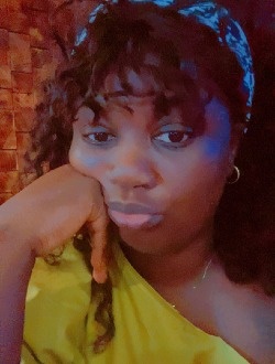 Brunelle's profile, a single 34-year-old a woman in Douala