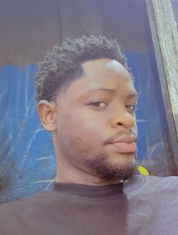 Prince's profile, a single 24-year-old a man in Yaoundé