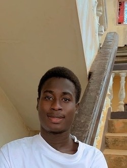 Junior's profile, a single 21-year-old a man in Yaoundé