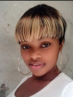 Marie's profile, a single 33-year-old a woman in Abidjan