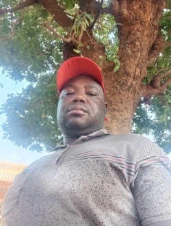 Serge's profile, a single 42-year-old a man in Ouagadougou