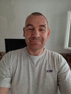 Eliot's profile, a single 54-year-old a man in Mont-de-Marsan
