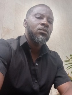 Guy's profile, a single 43-year-old a man in Abata