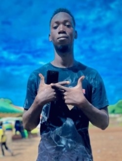 Younes's profile, a single 28-year-old a man in Yamoussoukro