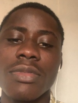 Akorede's profile, a single 19-year-old a man in Abbeville