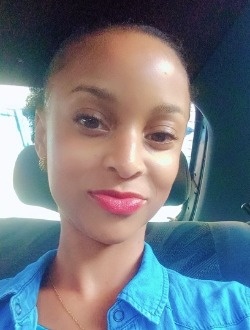Kaprisky's profile, a single 21-year-old a woman in Libreville