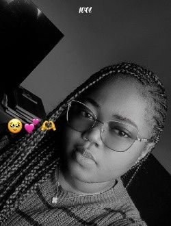 Nounous's profile, a single 26-year-old a woman in Yaoundé