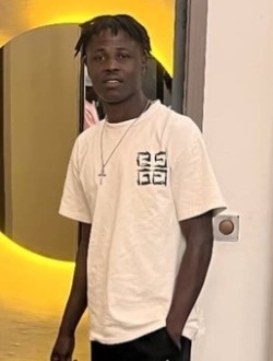 Debass's profile, a single 25-year-old a man in Abidjan