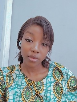 Julie's profile, a single 26-year-old a woman in Yaoundé
