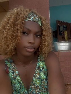 Edwige's profile, a single 23-year-old a woman in Cotonou