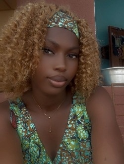 Edwige's profile, a single 23-year-old a woman in Cotonou