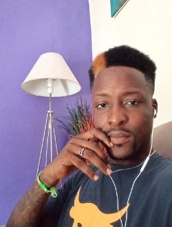 Dami's profile, a single 32-year-old a man in Québec