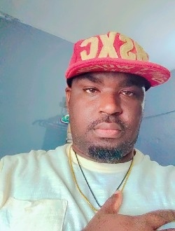 Landry's profile, a single 39-year-old a man in Abidjan