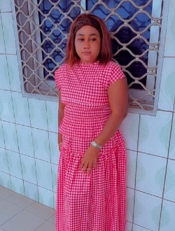 Leticia's profile, a single 30-year-old a woman in Douala