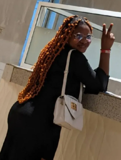 Martinet's profile, a single 22-year-old a woman in Lomé