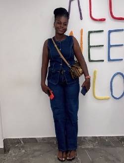 Catherine Méléna's profile, a single 22-year-old a woman in Douala
