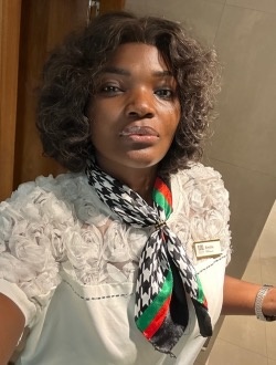 Emilie's profile, a single 34-year-old a woman in Yaoundé