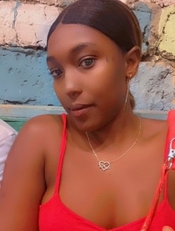 Fatim's profile, a single 28-year-old a woman in Man