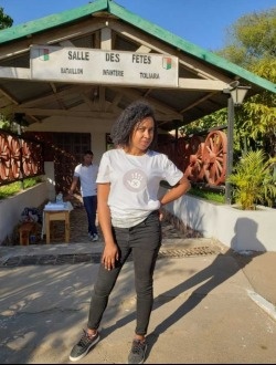 Chantal's profile, a single 36-year-old a woman in Tolia