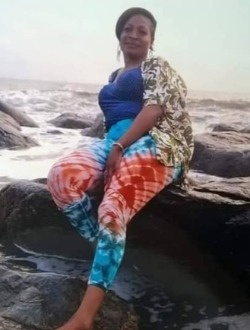 Clairose's profile, a single 49-year-old a woman in Yaoundé