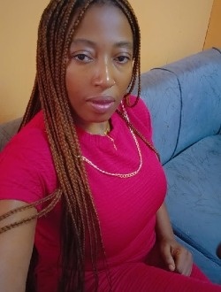 Justine's profile, a single 36-year-old a woman in Bebala-Tamanti